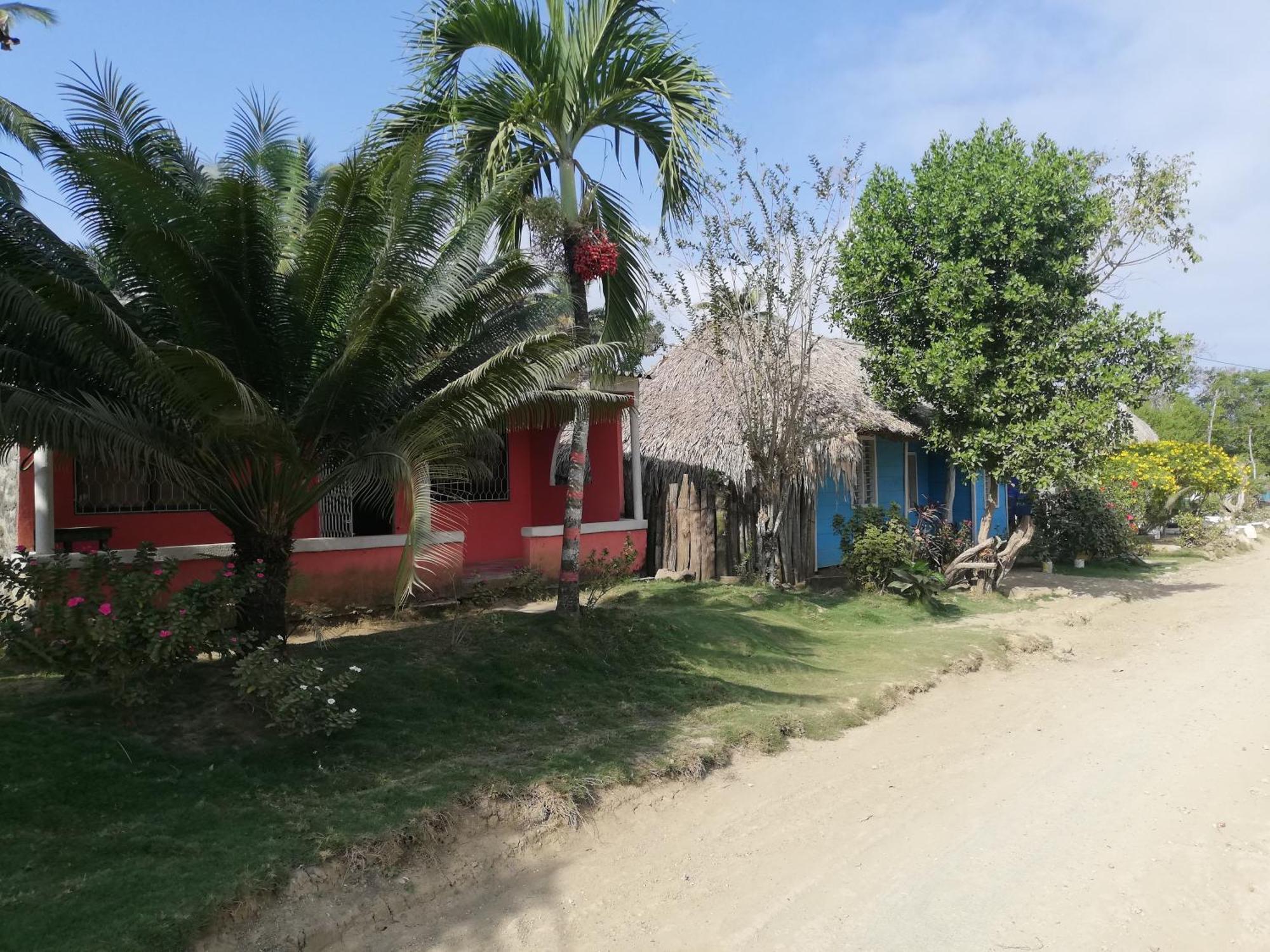 Hotel La Casa Blanca - Etxe Zuria Monitos Exterior foto