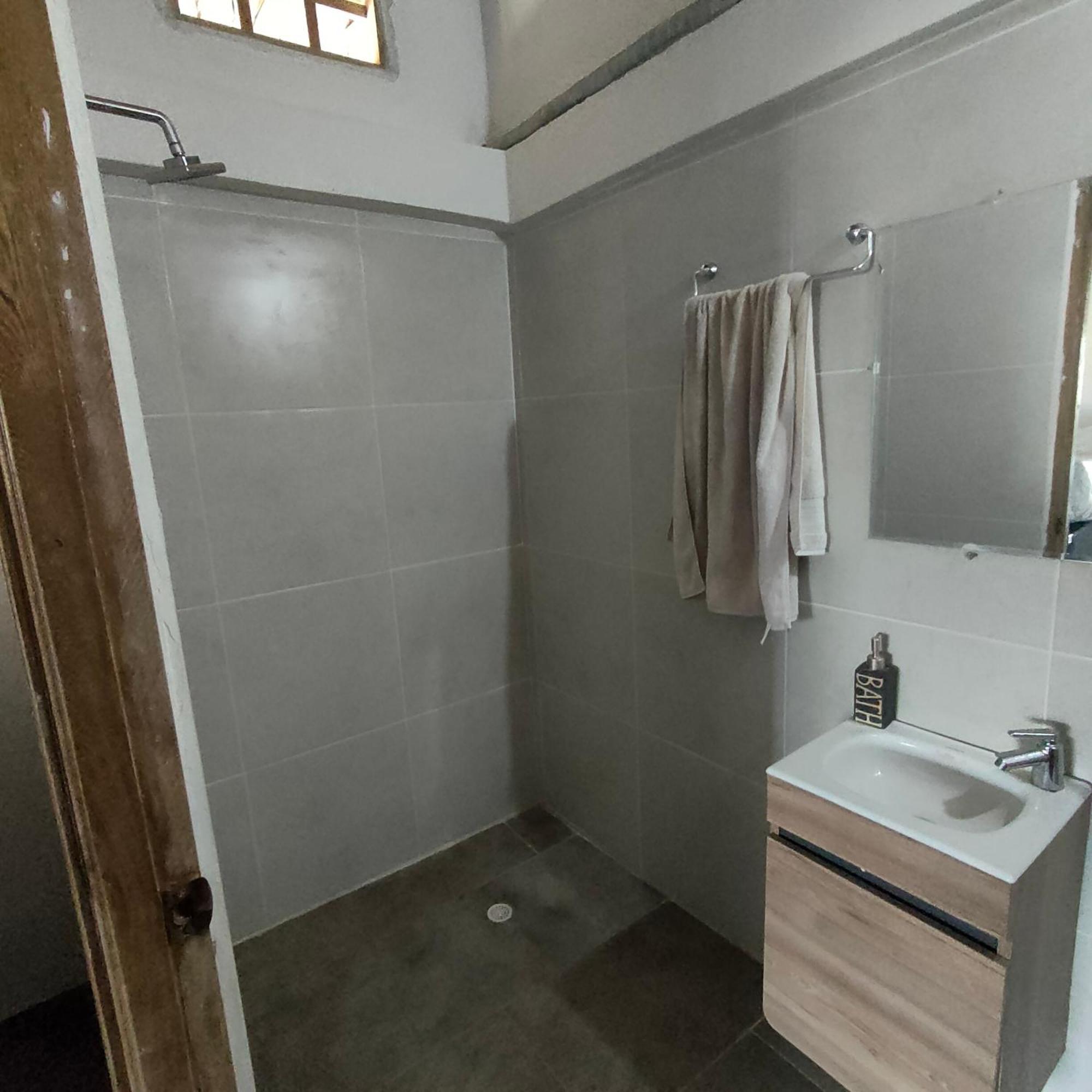 Hotel La Casa Blanca - Etxe Zuria Monitos Exterior foto