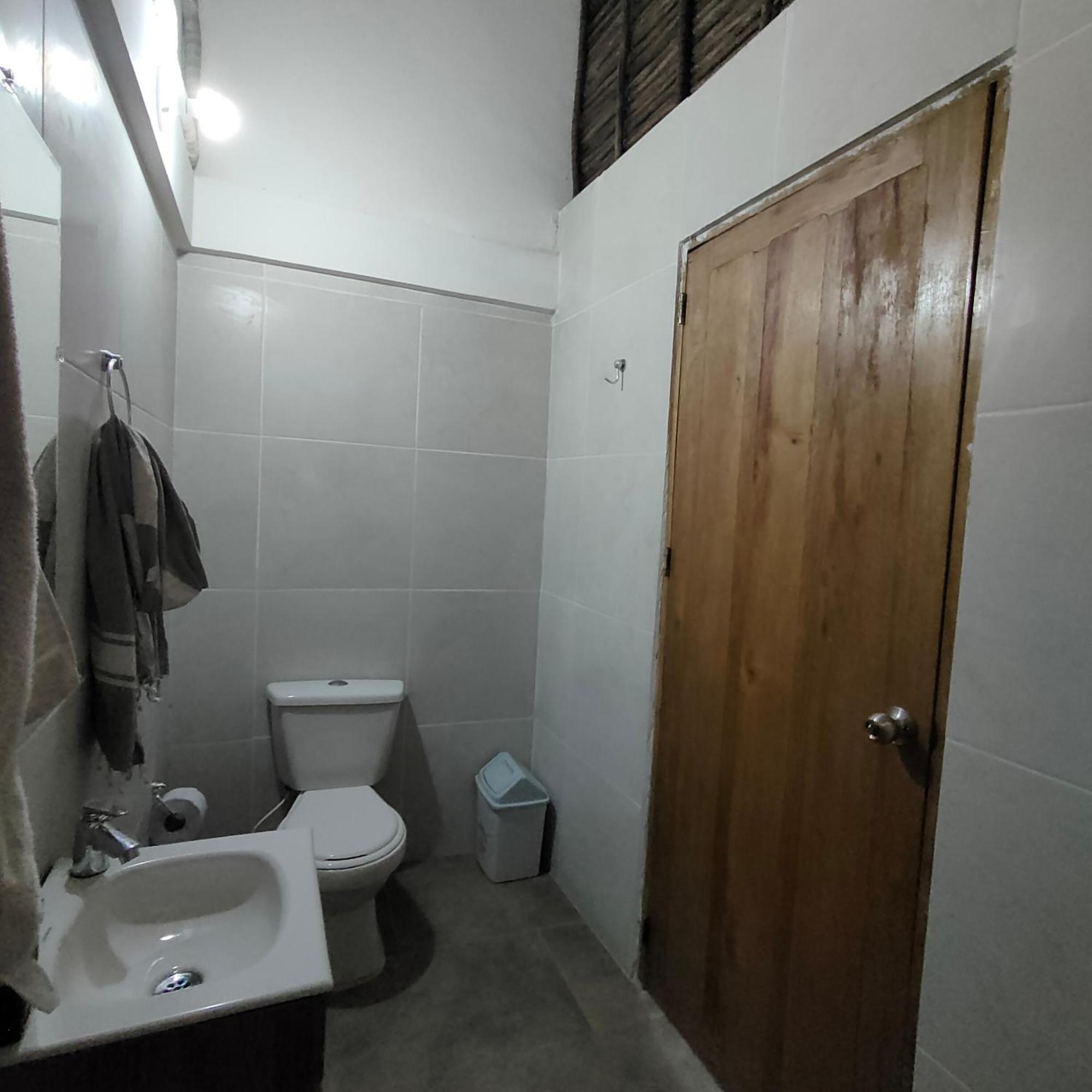 Hotel La Casa Blanca - Etxe Zuria Monitos Exterior foto